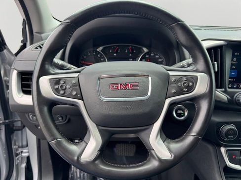 Used 2022 GMC Terrain SLT w/ Elevation Edition image 19