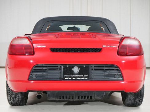 Used 2001 Toyota MR2 image 17