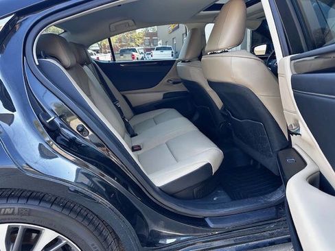 Used 2021 Lexus ES 300h w/ Premium Package image 16