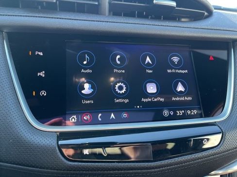 Used 2023 Cadillac XT5 Sportv w/ Technology Package image 18