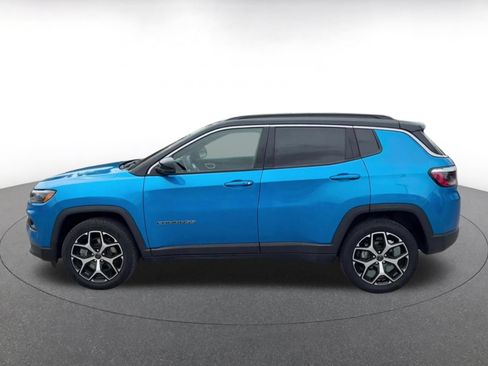 Used 2025 Jeep Compass Limited AWD/4WD image 7