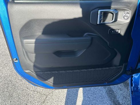 New 2026 Jeep Wrangler Sport S AWD/4WD image 10