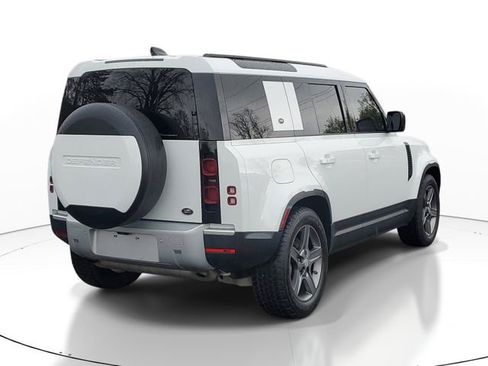 Used 2020 Land Rover Defender 110 SE AWD/4WD image 4
