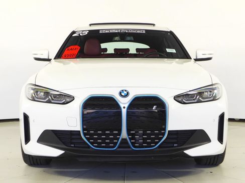 Used 2023 BMW i4 eDrive35 w/ Premium Package RWD image 3