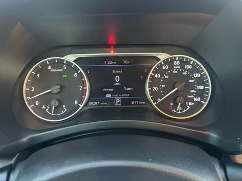 Used 2023 Nissan Sentra SV FWD image 31