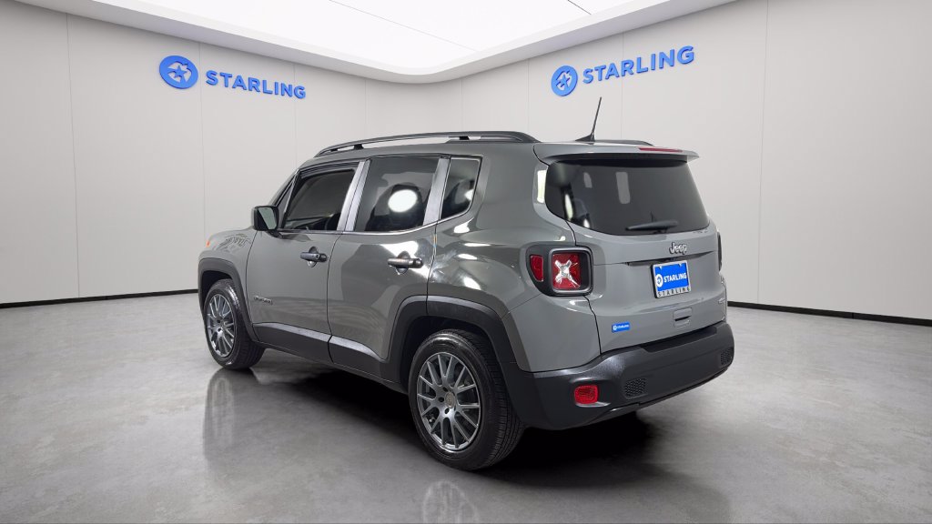 Used 2021 Jeep Renegade Latitude FWD image 5