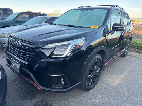 Used 2023 Subaru Forester Sport image 1