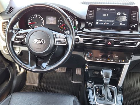 Used 2021 Kia Seltos EX AWD/4WD image 10