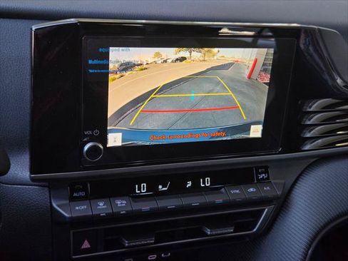 Used 2026 Toyota Camry SE FWD image 14