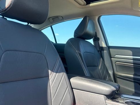Certified 2023 Nissan Altima 2.5 SR w/ SR Premium Package FWD image 32