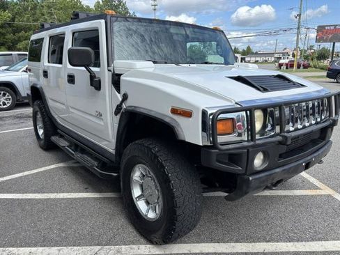 Used 2005 HUMMER H2 w/ Preferred Equipment Group AWD/4WD image 4