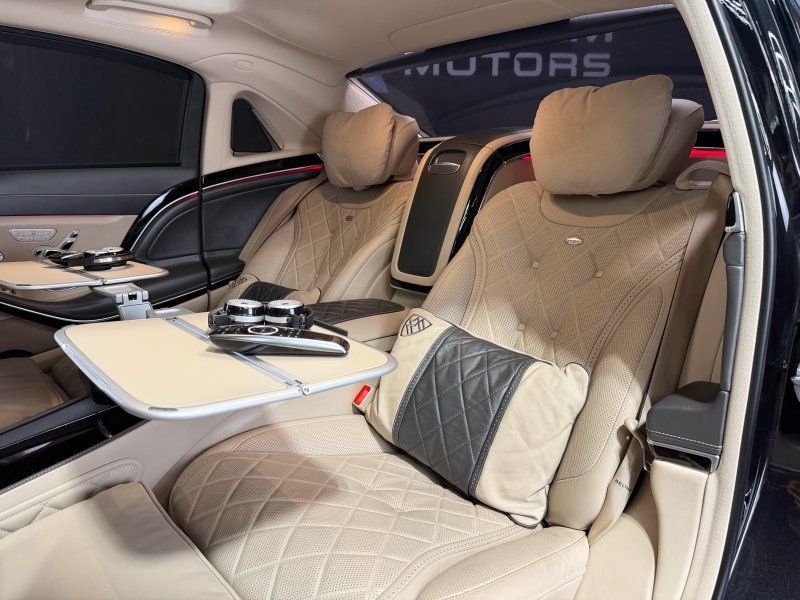 Used 2019 Mercedes-Benz Maybach S 560 4MATIC image 24