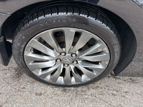 Used 2017 Acura RLX w/ Advance Package image 11