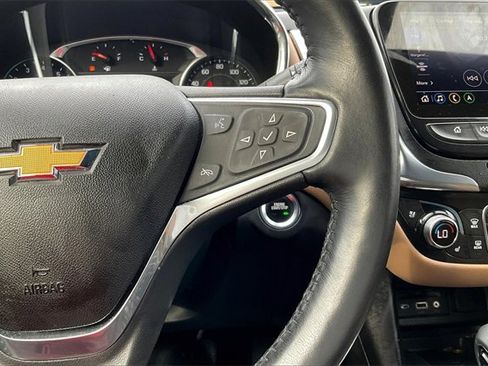 Used 2022 Chevrolet Equinox Premier image 19