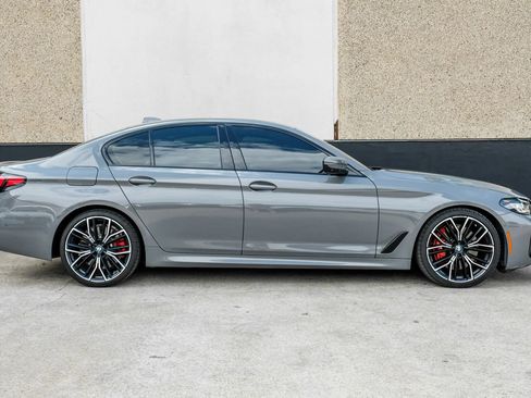 Used 2021 BMW M550i xDrive w/ Premium Package AWD/4WD image 9
