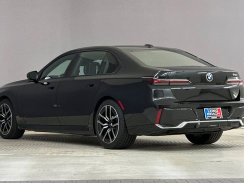 Certified 2023 BMW 740i w/ Executive Package RWD image 3
