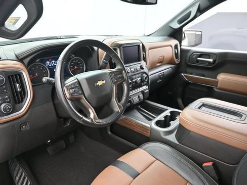 Used 2022 Chevrolet Silverado 1500 High Country AWD/4WD image 11