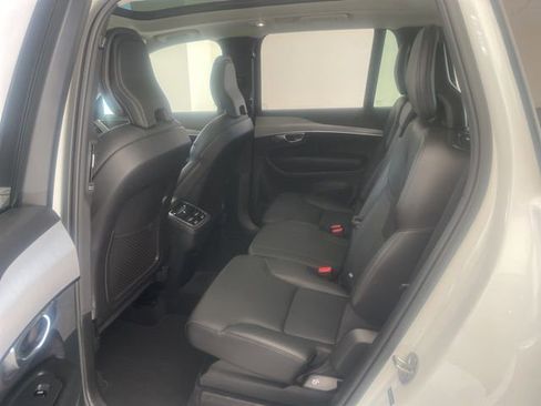 Certified 2023 Volvo XC90 B5 Core w/ Climate Package image 8