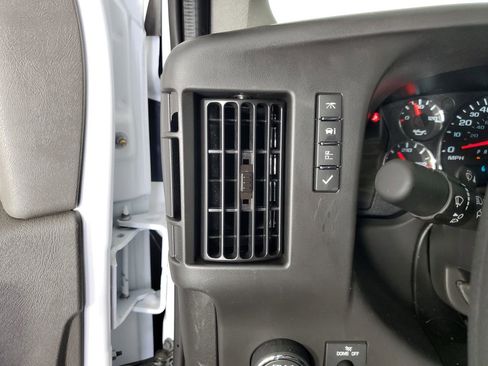 New 2026 Chevrolet Express 2500 w/ Driver Convenience Package RWD image 28