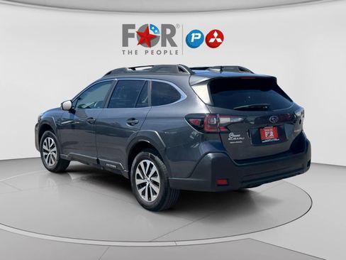 Used 2023 Subaru Outback Premium AWD/4WD image 3