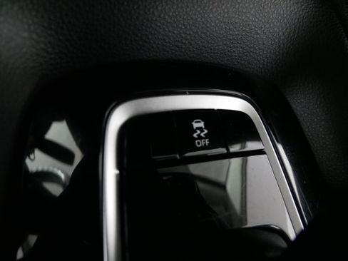 Used 2024 Toyota Corolla LE image 30