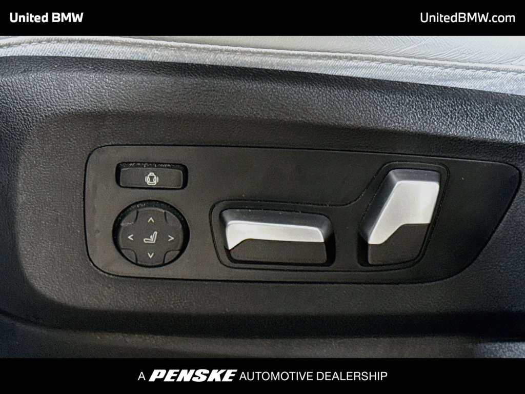 Certified 2025 BMW X6 xDrive40i w/ Parking Assistance Package AWD/4WD image 11