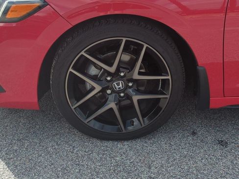 Used 2024 Honda Civic Sport Touring image 11