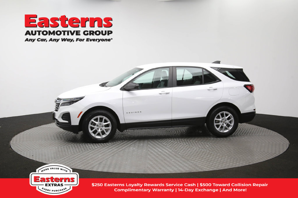 Used 2023 Chevrolet Equinox LS w/ Driver Confidence II Package FWD image 58