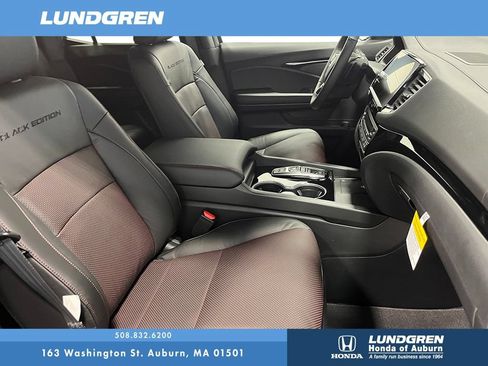New 2026 Honda Ridgeline Black Edition image 9