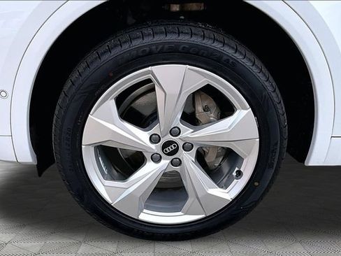 Used 2021 Audi Q5 Prestige AWD/4WD image 8