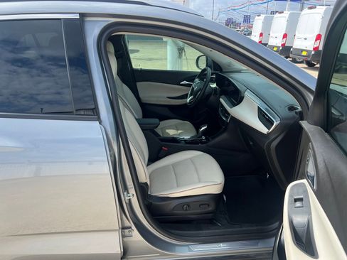 Used 2024 Buick Encore GX Avenir FWD image 9