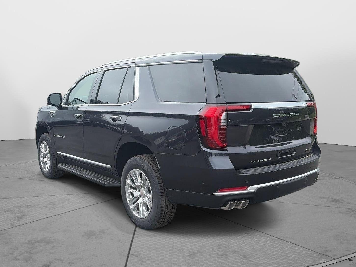 New 2026 GMC Yukon Denali w/ Advanced Technology Package AWD/4WD image 9