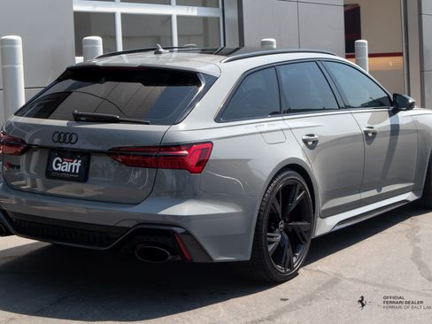 Used 2021 Audi RS 6 w/ Carbon Optic Package AWD/4WD image 6