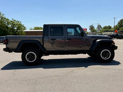 Used 2020 Jeep Gladiator Sport w/ Quick Order Package 24S AWD/4WD image 10