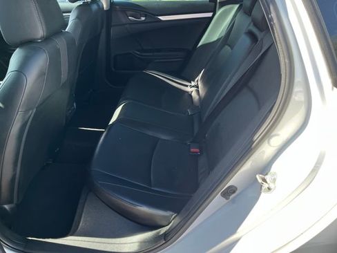 Used 2020 Honda Civic Touring image 7