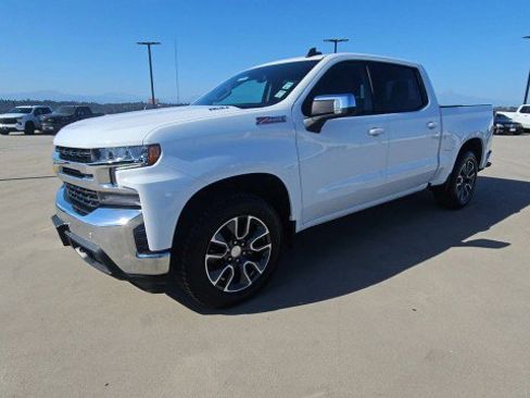 Used 2021 Chevrolet Silverado 1500 LT AWD/4WD image 4