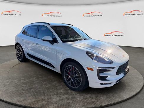 Used 2017 Porsche Macan GTS AWD/4WD image 5