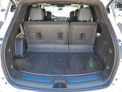 Used 2024 Buick Enclave Avenir w/ Avenir Technology Package AWD/4WD image 34