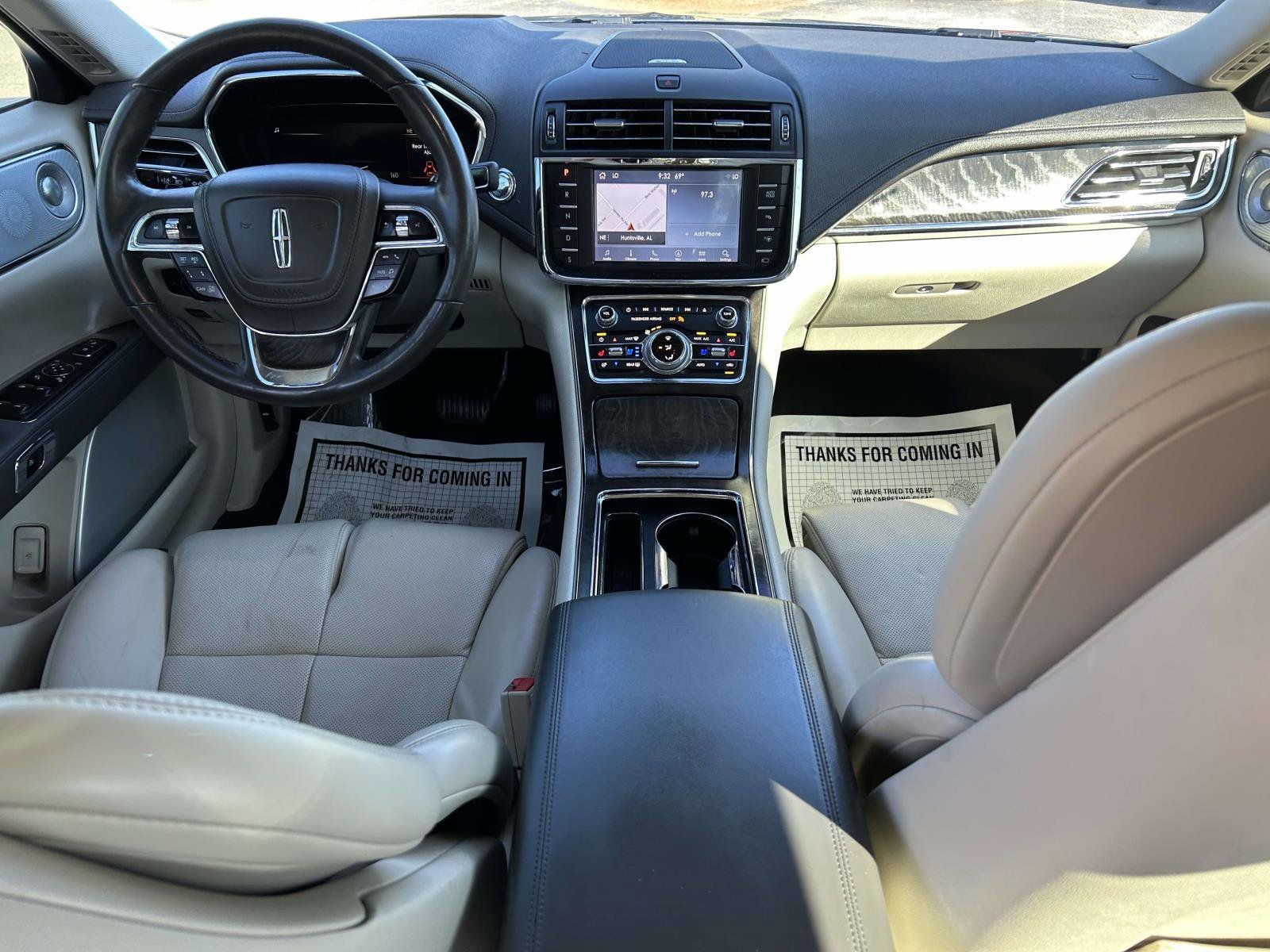 Used 2020 Lincoln Continental Reserve w/ Luxury Package FWD image 17