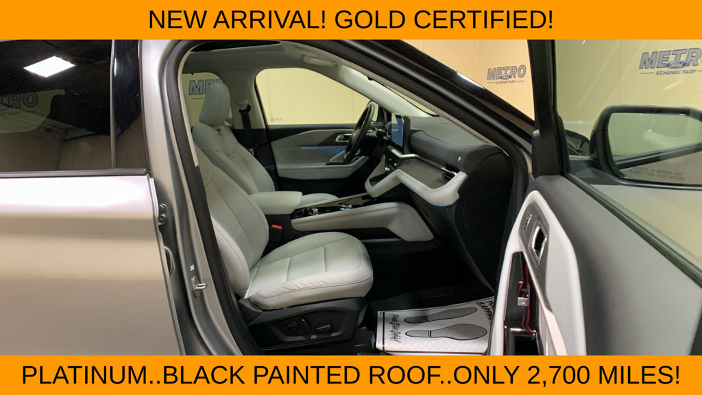 Used 2025 Ford Explorer Platinum w/ Ultimate Package AWD/4WD image 11