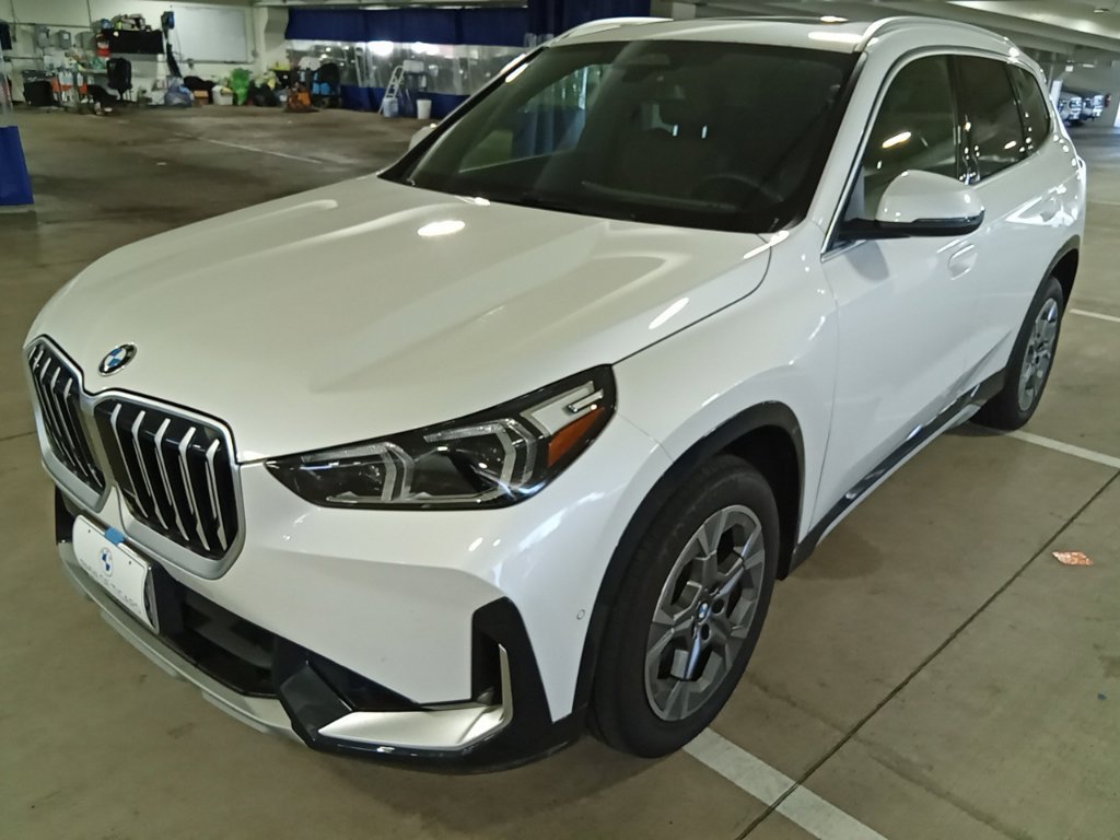 Used 2025 BMW X1 xDrive28i w/ Convenience Package AWD/4WD image 1