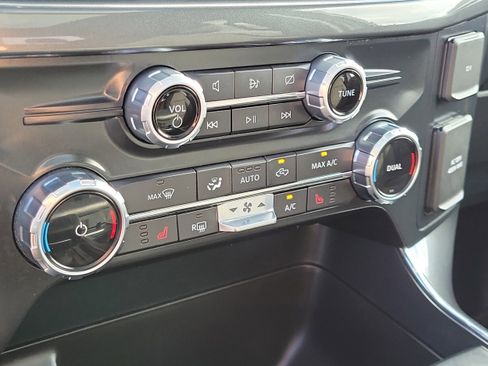 Certified 2022 Ford F150 XLT w/ Equipment Group 302A High image 30