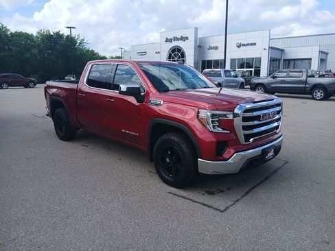 Used 2019 GMC Sierra 1500 SLE w/ SLE Value Package image 2