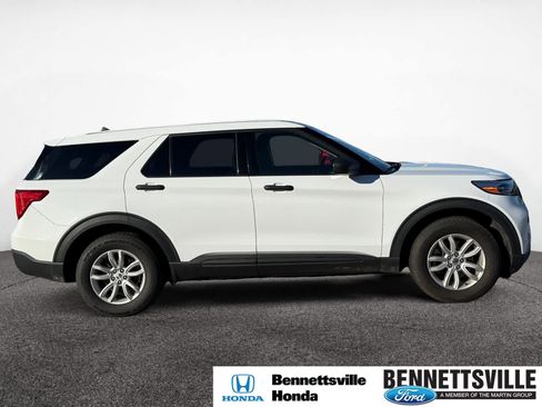 Used 2021 Ford Explorer 4WD w/ Class III Trailer Tow Package image 6