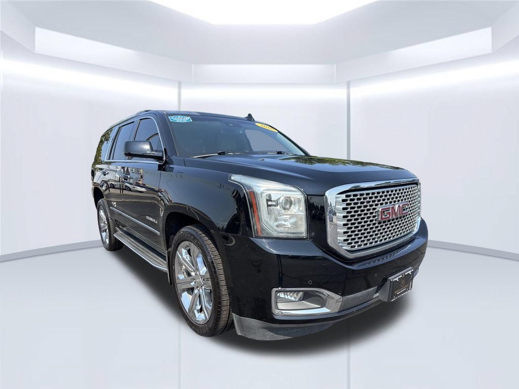 Used 2016 GMC Yukon Denali w/ Open Road Package AWD/4WD image 8