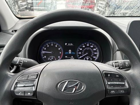 Used 2023 Hyundai Kona SEL image 18