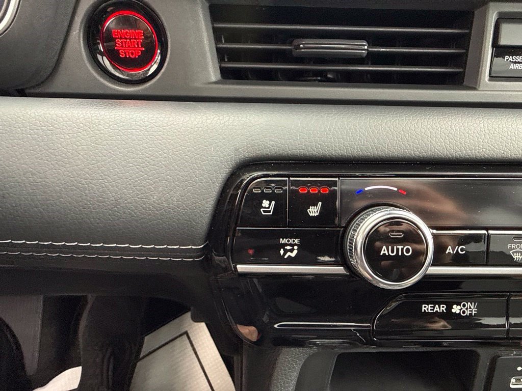 Used 2024 Honda Pilot Elite image 22