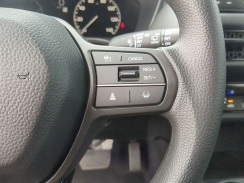 Certified 2025 Honda HR-V LX image 23