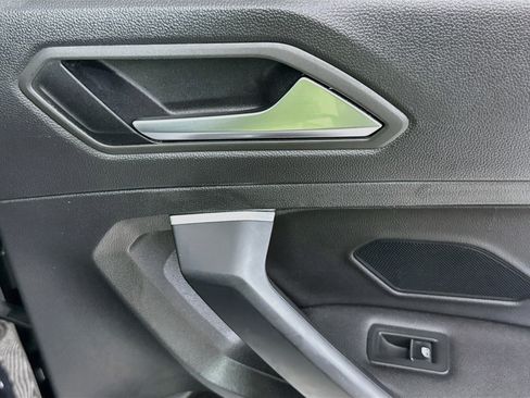 Used 2019 Volkswagen Tiguan SE w/ Panoramic Sunroof Package FWD image 29