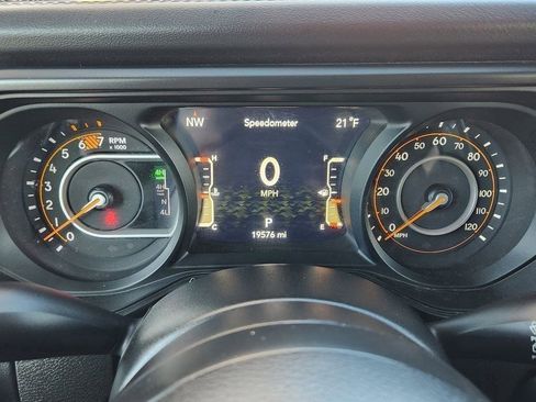 Used 2024 Jeep Wrangler Rubicon 392 image 6